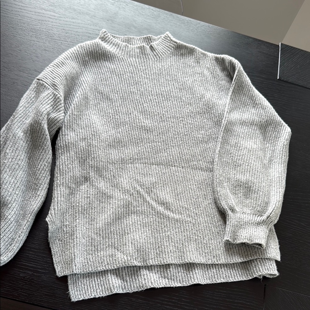 GAP oversized light to medium gray sweater
